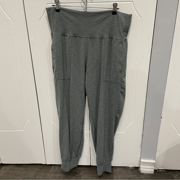 Athleta Heathered Sage Salutation Jogger - Picture 1 of 10
